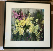 Load image into Gallery viewer, Vibrant Daisies, 充滿活力的野菊, Chinese Brush Painting on Mulberry Rice Paper, Original