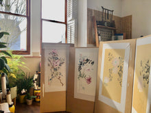 Load image into Gallery viewer, Traditional Chinese Wet Mounting Workshop Mounting &amp; Preserving Art the Ancient Way 傳統手工字畫裝裱
